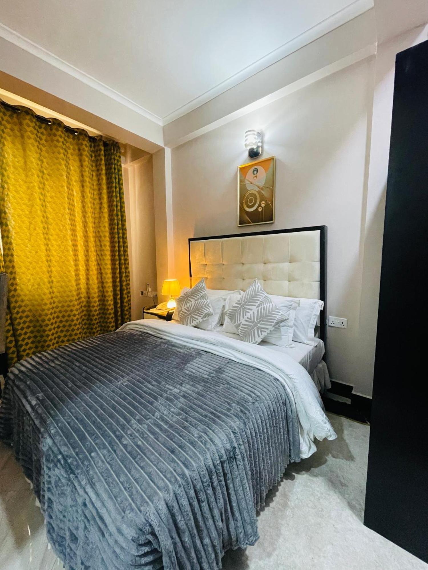 Diary Hotel Dar-es-Salaam Eksteriør bilde