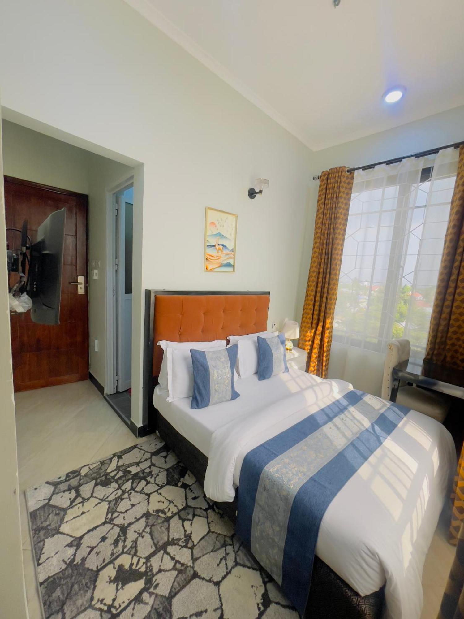 Diary Hotel Dar-es-Salaam Eksteriør bilde